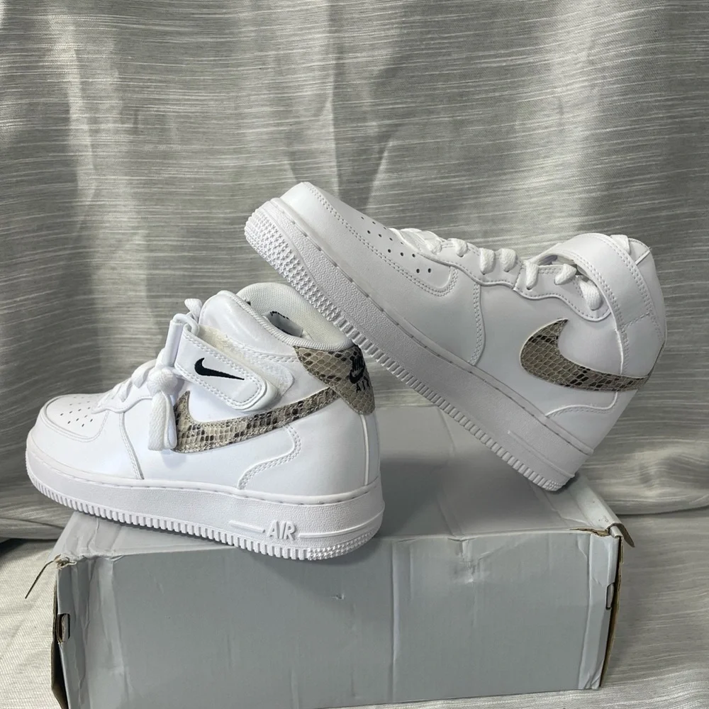 Nike White and Snake Pattern Air Force 1 swoosh retro Sneakers woman’s